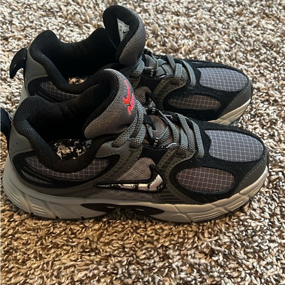 Nike Flex Runner 3  size 13c